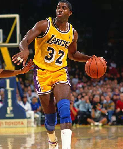 表现出色 表现出色