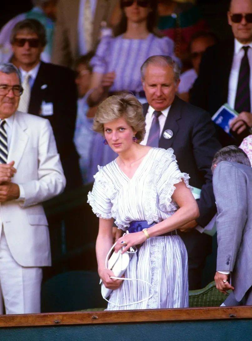 上的控球穿 上的控球穿